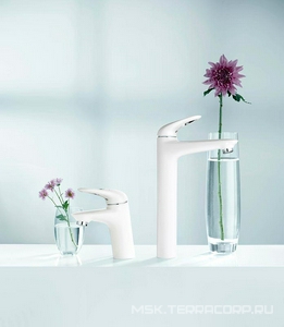 Смеситель однорычажный для раковины, c донным клапаном, белый/хром Grohe Eurostyle New 33558LS3