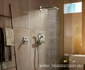 Верхний душ, лейка прямоуг. 466х300мм, стеновой кронштейн 461(590)мм, 3 типа струи, (БЕЗ скрытой арт.01800180), (цв.белый/хром), Rainmaker Select ZZ Hansgrohe Raindance Select 24007400