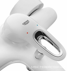 Смеситель д/ванны и душа, без аксессуаров, белый/хром Grohe Eurostyle New 33591LS3