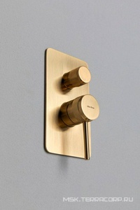 Смеситель для душа/ванны, встраиваемый в стену, с переключателем на 3 выхода, (цв.золото браш.),  3.0 ZZ Allen Brau Priority 5.31A11-GB