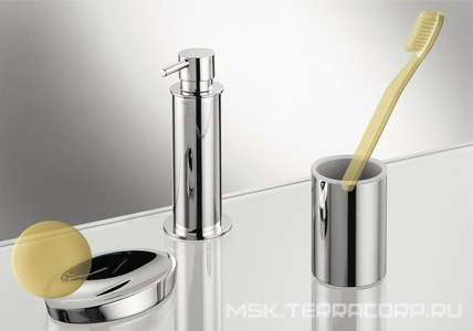 Дозатор настольный металл., (цв.хром),  ZZ Colombo Plus W4980