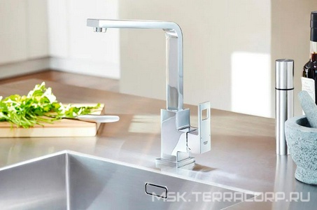 Смеситель для кухонной мойки Grohe , латунь, цв.хром, ZZ Grohe Eurocube 31255000