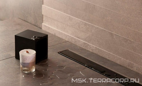 Дренажн.канал750мм,готов к-т,сифон d50 вых.вбок 48л/мин,затвор(сухой/гидро),мин h монтажа62мм, 2х стор.вставка цв.мат.хром/чёрн стекло)Confluo FrameKL Pestan Confluo Frameless Line 13701205