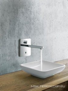 Смеситель для раковины , инфракрасный, встраив. в стену с регулировкой температуры, излив 240 мм, внеш.часть (БЕЗ внутр.арт.38001 или 38002 ) ZZ Kludi Zenta 3840005