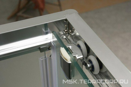 Душевой уголок 1200х800хh1850мм, прямоуг., правый/левый, (стекло рифленое Punto 5/4мм, фурн.цв.хром), Uno ZZ BelBagno UNO UNO-AH-1-120/80-P-Cr