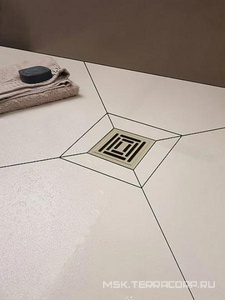 Душевой трап Berges Wasserhaus Platz Uno 15x15 см ZZ Berges Универсал 090070