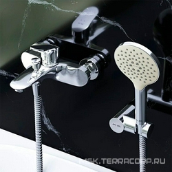Смеситель для ванны/душа , с установочным комплектом, шланг, лейка, смеситель в компл, хром AMPM Like F8015000