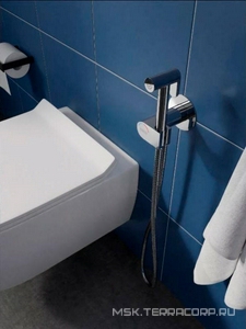 Комплект гигиенического душа с прогрессивным картриджем (смеситель с внешней и встраив.частью, лейка, шланг ), цв.хром ESKO ESKO SMH03