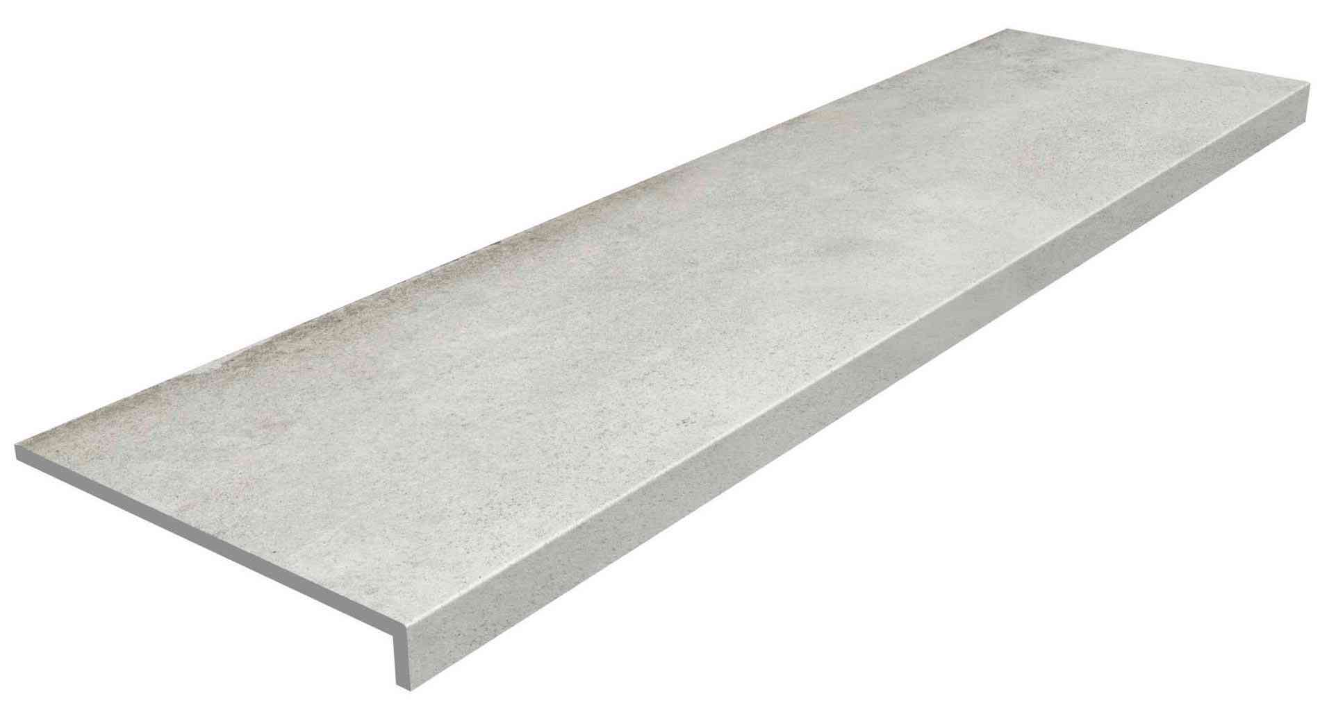 Peldano Recto Urban Gris Anti Slip |119.7x31.5x14
