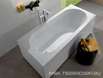 Ванна 1600х750хh450мм, (кварил цв.белый), без отверст. перелива, сверло, ножки пласт. h145-180мм в компл., (без удлинённого слива-перелива),  ZZ Villeroy & Boch Oberon UBQ160OBE2V-01