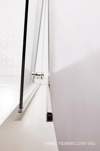 Дверь в нишу 650(642х655)хh1900мм, правая/левая, распашная, вход 570мм, (стекло прозр. 6мм, фурнит. цв.хром),  ZZ Cezares Eco ECO-O-B-1-65-C-Cr