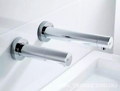 Диспенсер для жидкого мыла сенсорный, со стены, питание от сети, цв.хром ZZ Lemark Project LM4641CE