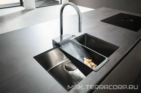 Дуршлаг многофункциональный 190х426мм, для кухонной мойки, (пластик цв.матовый черный), F14 ZZ Hansgrohe Универсал 40963000