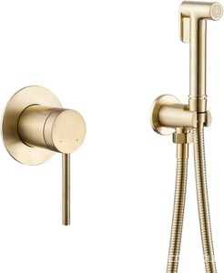 Смеситель встраиваемый с гигиеническим душем,(цв. золото матовое), ZZ Abber Emotion AF8825G