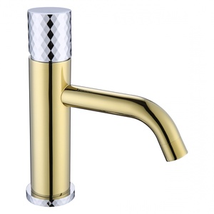 Смеситель Boheme Stick 121-GCR для раковины, gold diamond chrome| 4x21x17